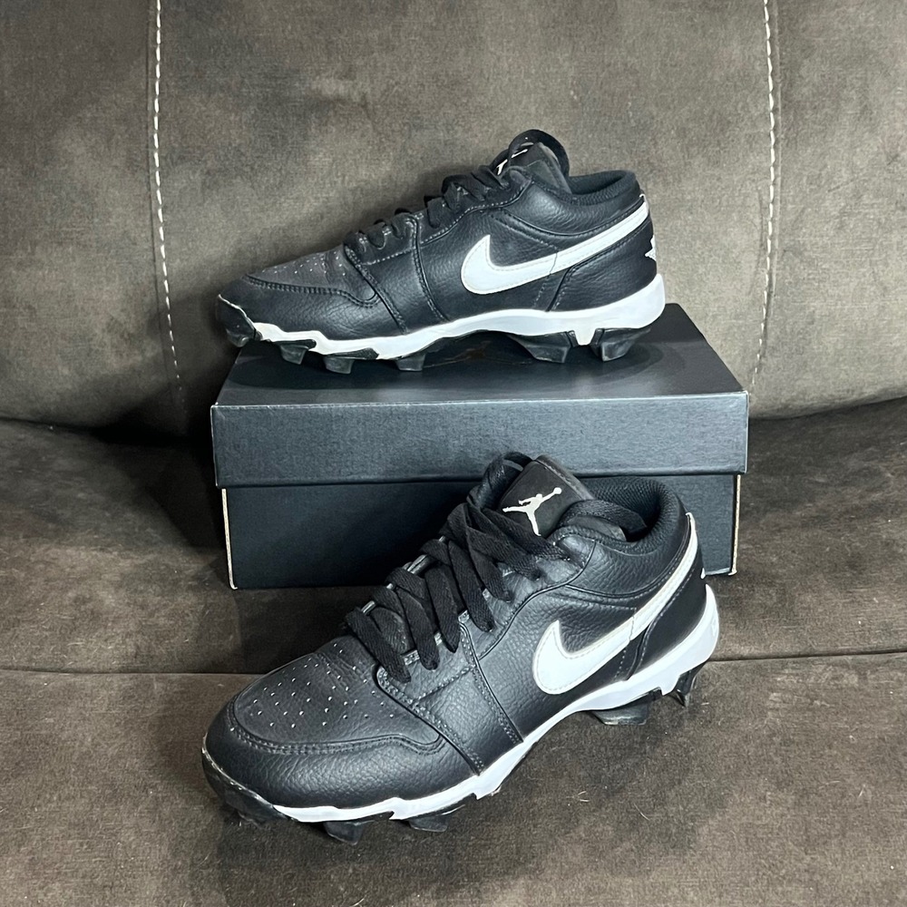 Air Jordan 1 Low TD Youth Football Cleats Black White Size 5Y‎ EUC With Box